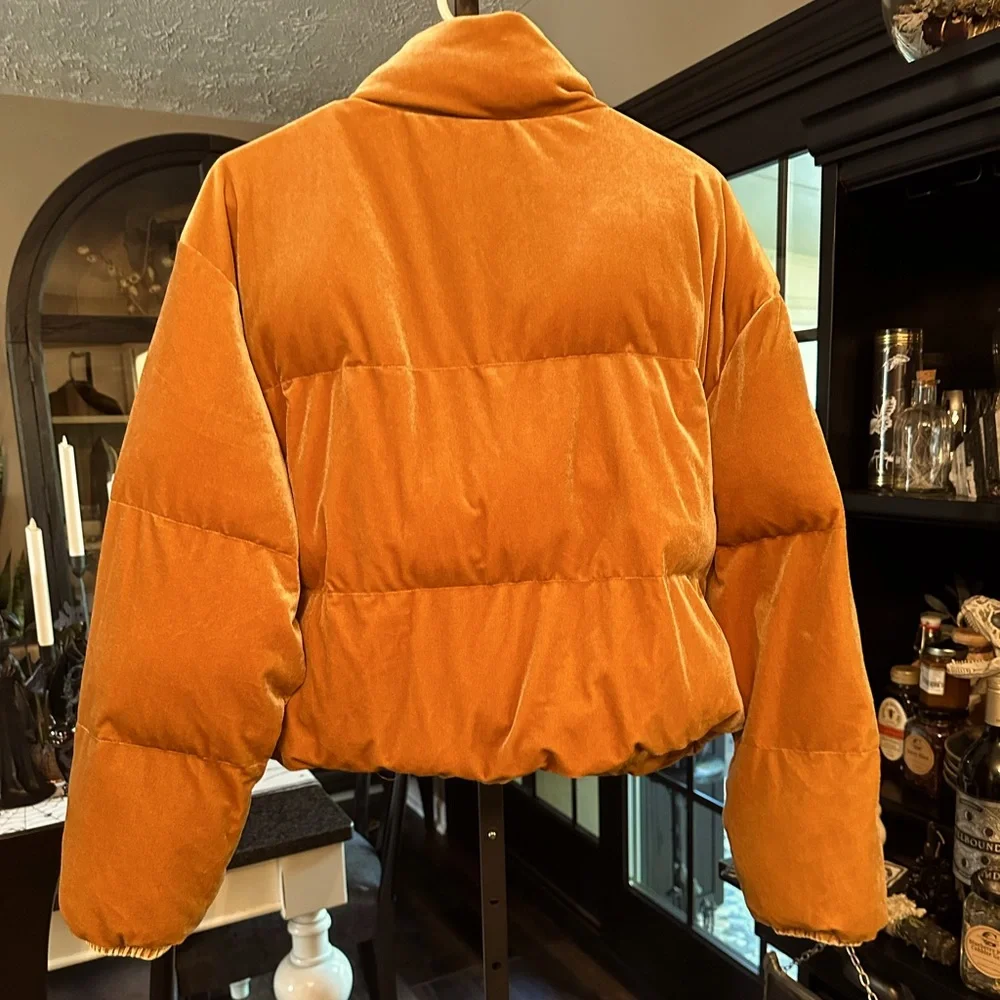 Fabletics gold velvet puffer coat - Picture 4 of 8